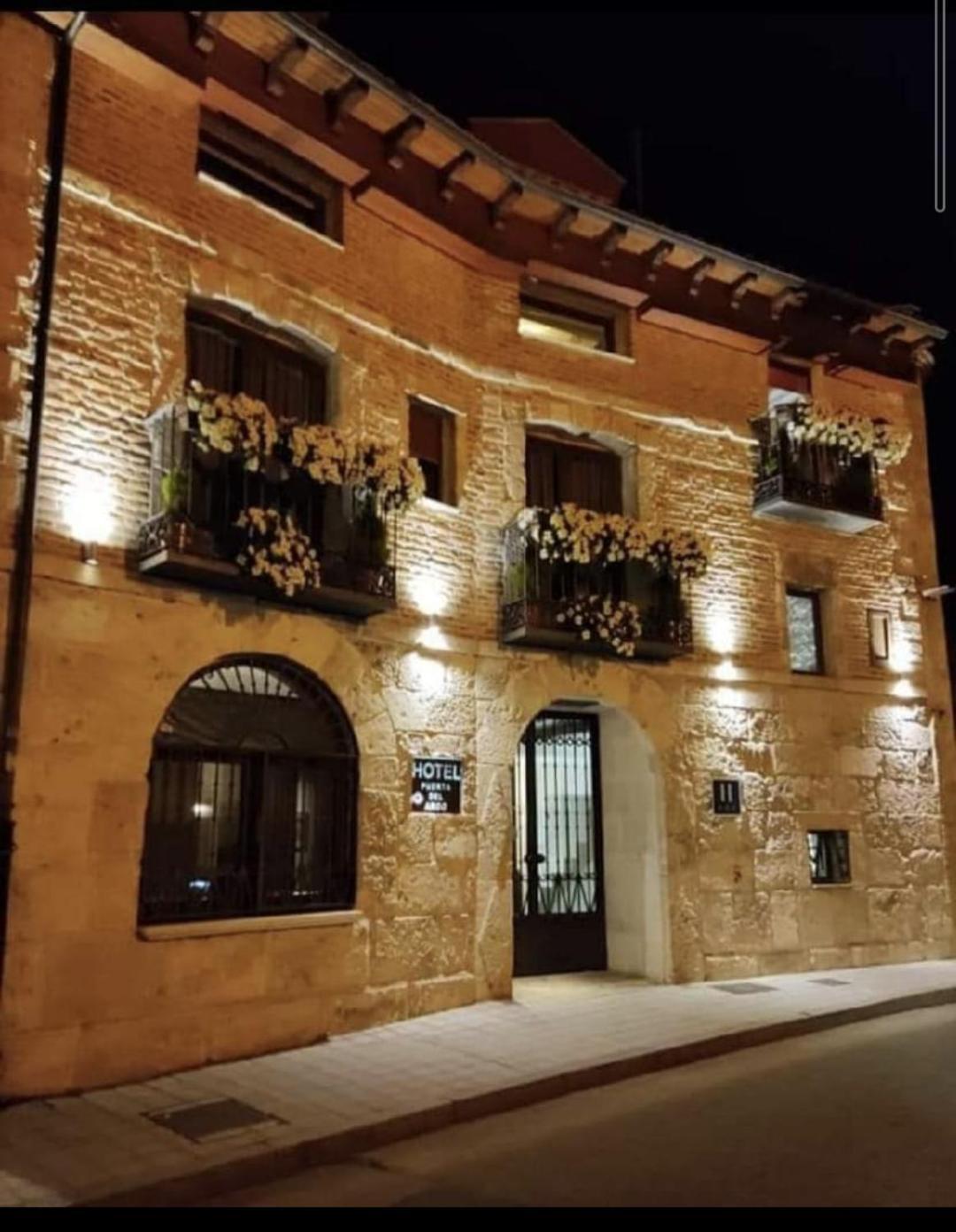 Hotel Puerta del Arco Tudela de Duero Exterior foto
