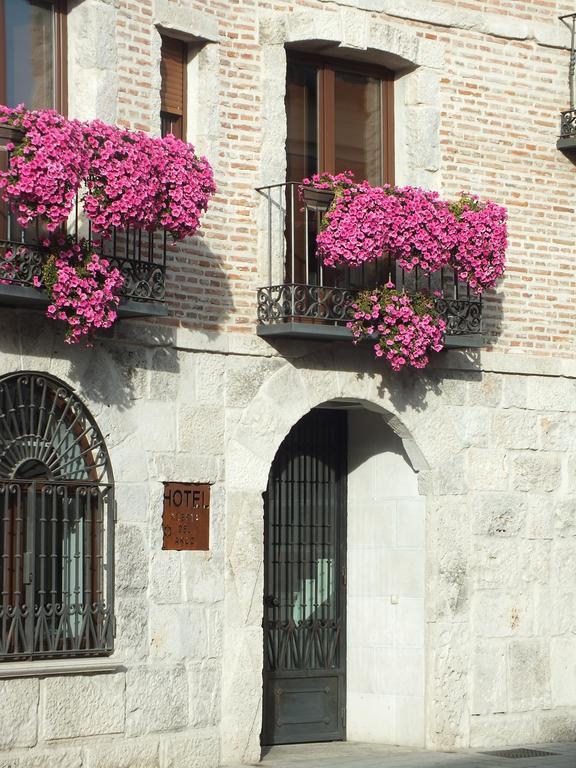 Hotel Puerta del Arco Tudela de Duero Exterior foto